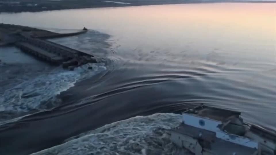 Подрыв Каховской ГЭС: эксперт назвал возможные последствия