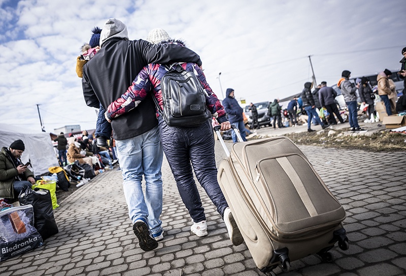Сколько украинцев вернется домой после войны: озвучены цифры и перспективы