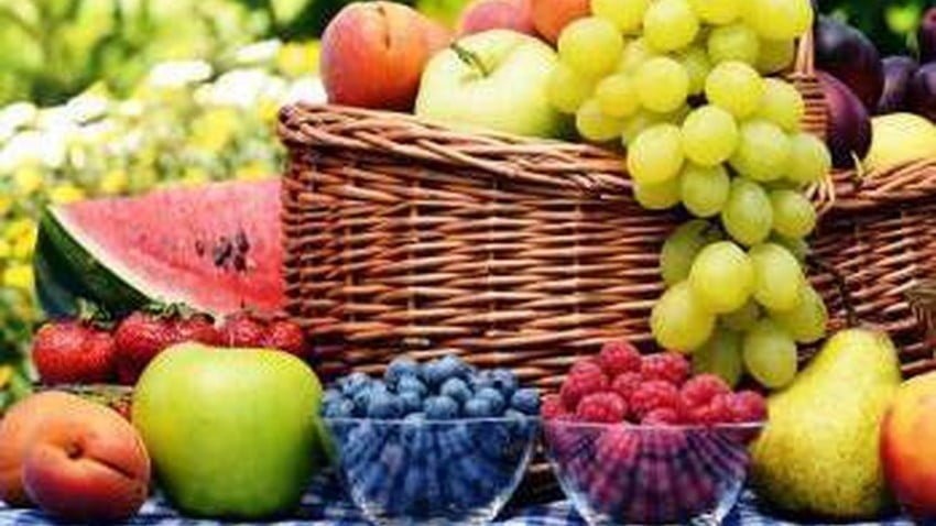 Можуть нести загрозу здоров'ю та життю: як уберегтися від отруєння овочами та фруктами