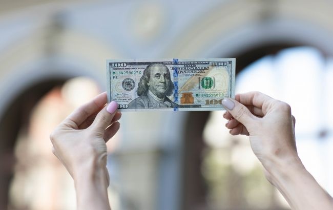Как поменять "старые" доллары: инструкция от НБУ