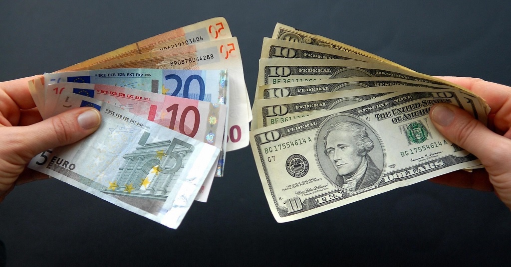 НБУ ввел усиленный контроль за обменом валют