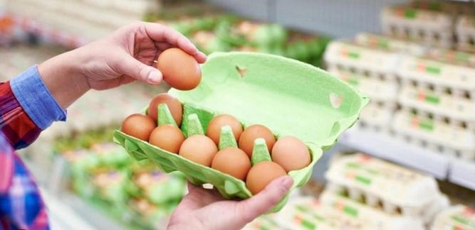 Починають дорожчати яйця: коли чекати на нові ціни