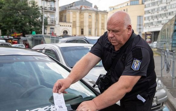 Массовые штрафы за одно и то же нарушение: на чем попадаются водители в Киеве
