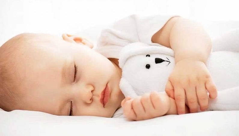 Как быстро и без проблем уложить ребенка спать: раскрыт главный секрет
