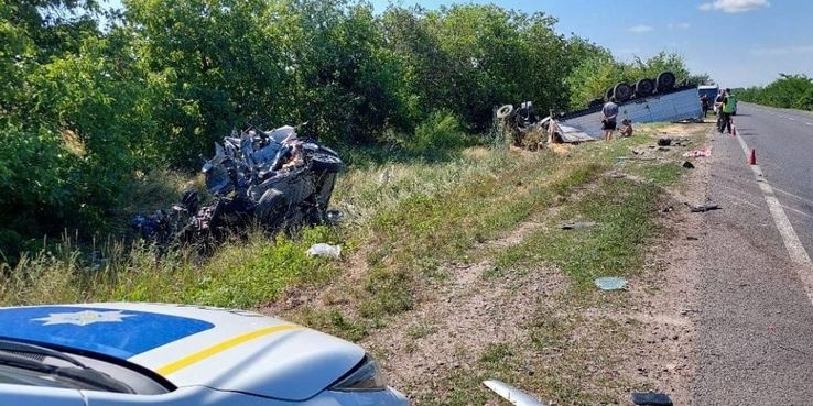 Загинули троє дорослих та дитина: подробиці ДТП на Одещині