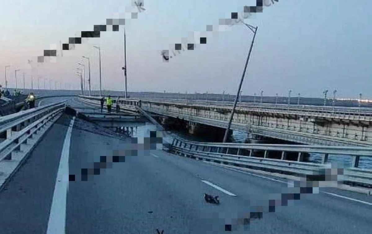 Весь мир видит многокилометровые пробки: в ВСУ отреагировали на взрывы на Крымском мосту
