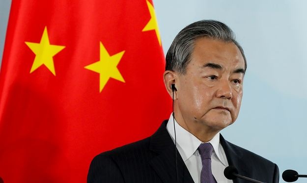 Глава МЗС Китаю зник після переговорів з росіянами