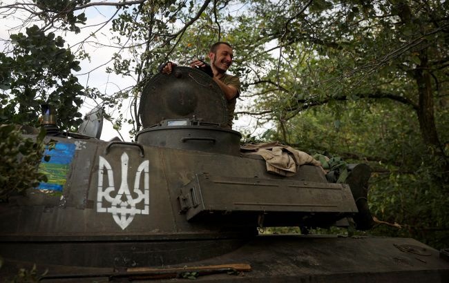 Украина начала мощное наступление на южном фронте, - Bloomberg