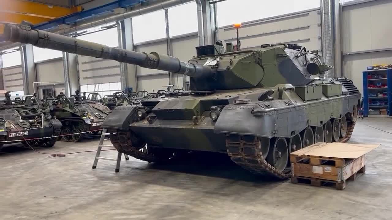Стало известно, кто выкупил бельгийские "Leopard 1"