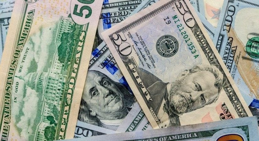 Курс доллара осенью: будет ли штормить валюту