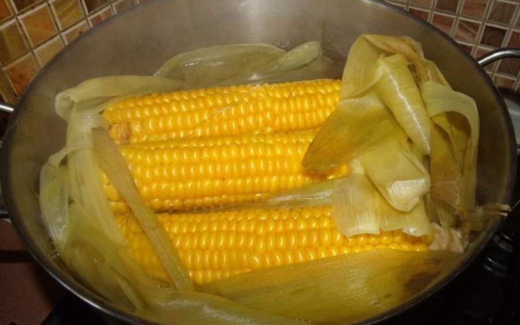 Как долго варить кукурузу, чтобы она была мягкой