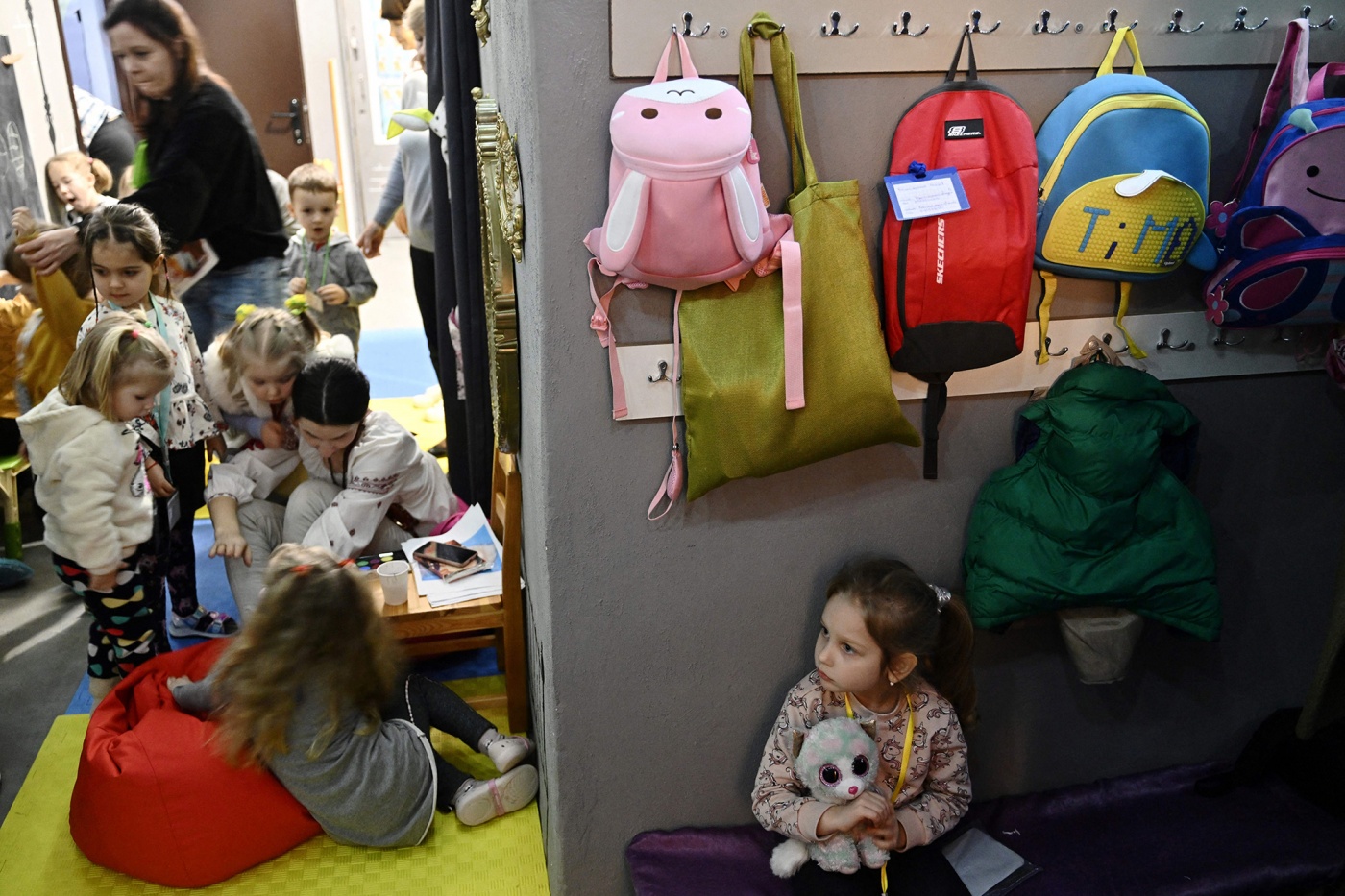 У Міносвіти пояснили, як зарахувати дитину до школи в Україні після закордону