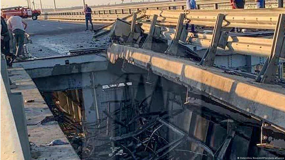 После точных ударов по штабу ЧФ Крымский мост уничтожат окончательно – Чубаров