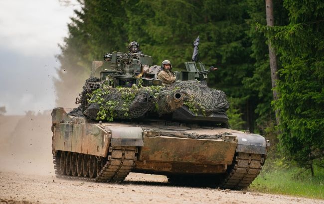 В Washington Post. узнали, сколько танков Abrams уже прибыло в Украину