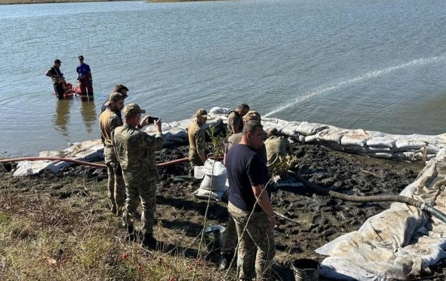 У Молдові виявили уламки ракети у місцевому озері