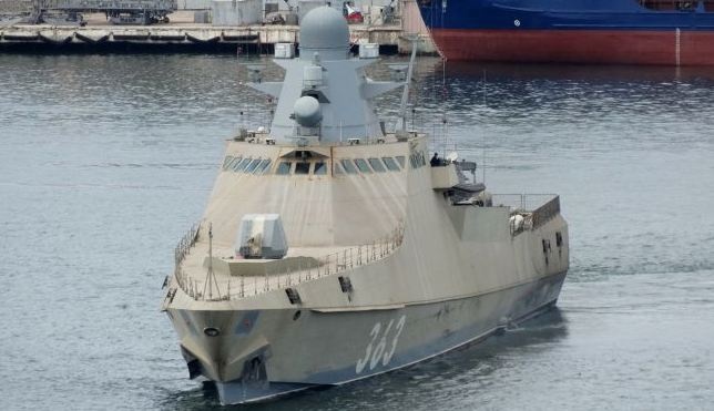 Российский корабль «Павел Державин» подбили второй раз: ВМС раскрыли детали