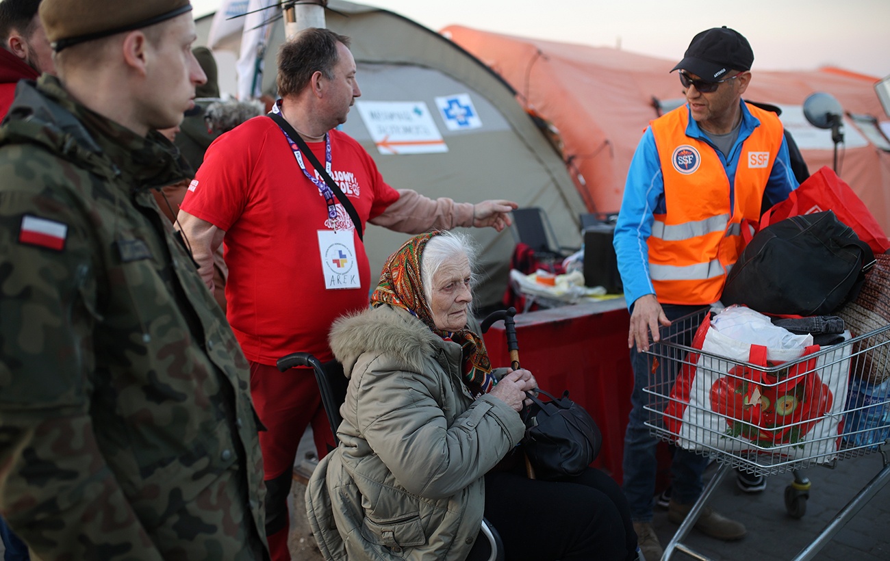 Бесплатная эвакуация: какие организации помогают украинцам выехать за границу