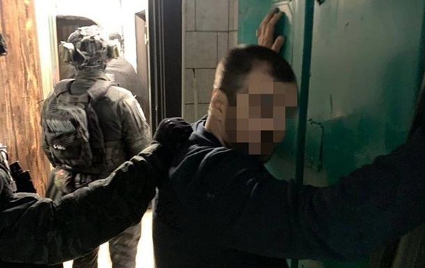 Избивали и калечили: в Киеве задержали опасную банду "отморозков"