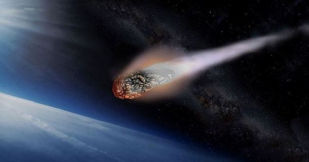 К Земле летит"комета Дьявола", которая вдвое больше Эвереста: опасна ли она