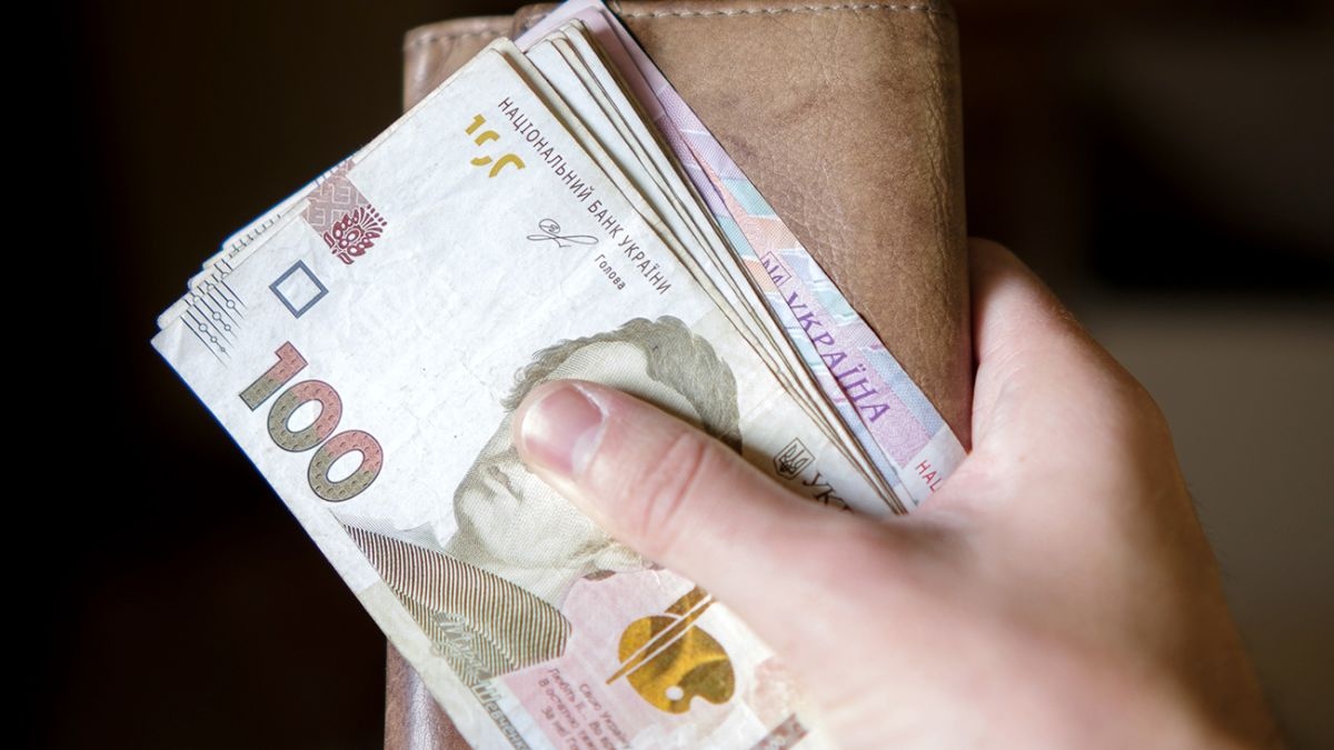 Украинским женщинам стала доступна новая финансовая поддержка: кто сможет получить деньги