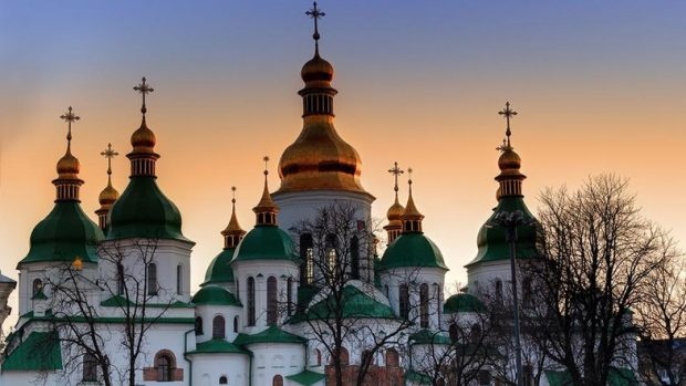 У Києві хочуть оновити золоті купола Софійського собору за 80 мільйонів: українці обурені