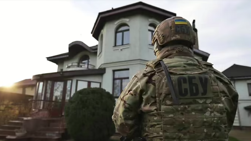 Правоохранители проводят массовые обыски по всей Украине у сектантов