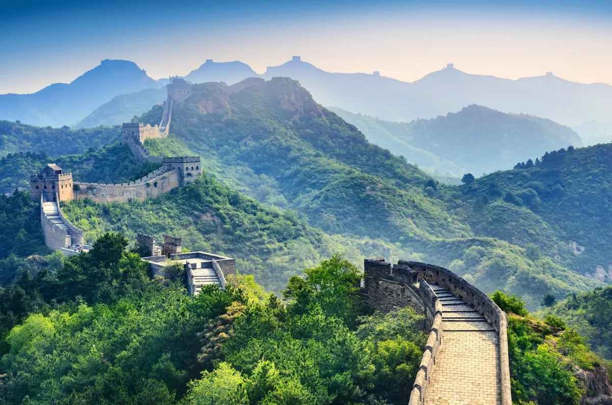 Китай строит новую "стену" длиной более 400 км