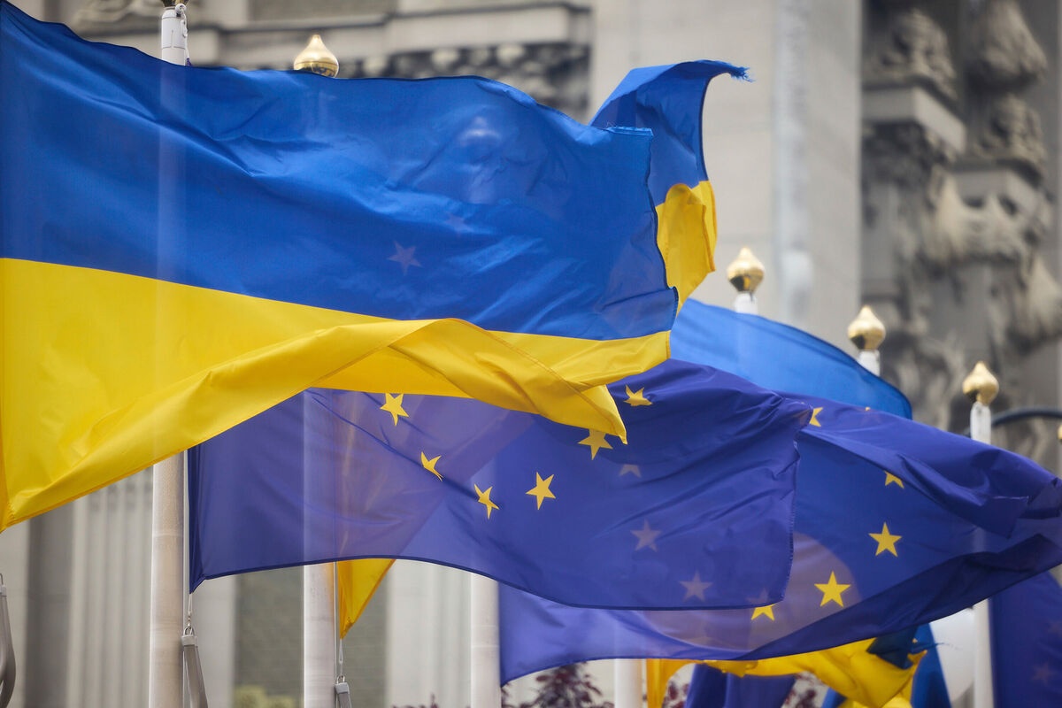 Разрешение на вступление: что означают для Украины рекомендации Еврокомиссии