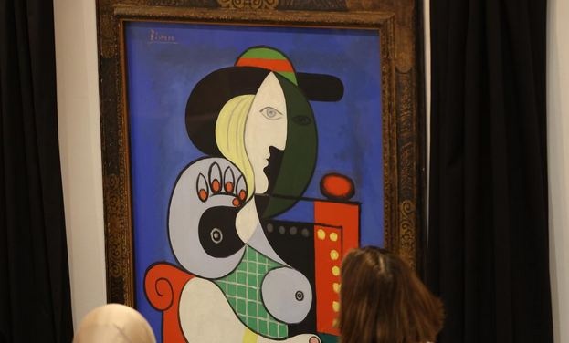 Картину  Пикассо "Женщина с часами" продали за астрономическую сумму