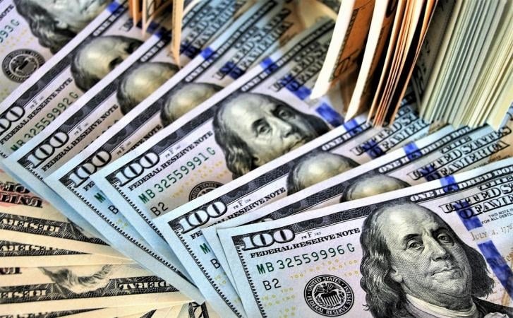 Обмінники оновили курси валют: скільки коштують долар та євро