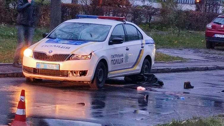 ДТП на переходе во Львове: пешеход умер, а патрульных отстранили