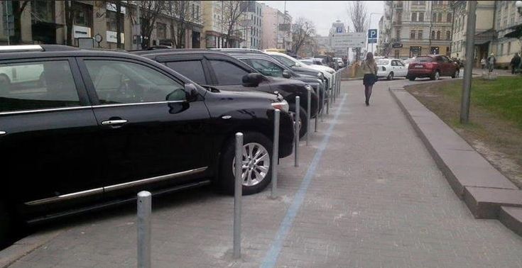 Парковку для внедорожников в городе сделают более дорогой
