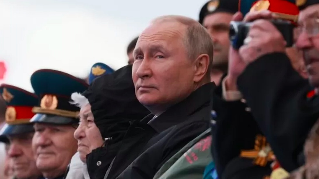 Третину бюджету РФ Путін направить на військові витрати
