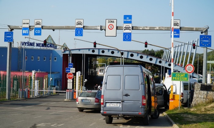 Словацкие перевозчики 1 декабря собираются заблокировать один из пунктов пропуска