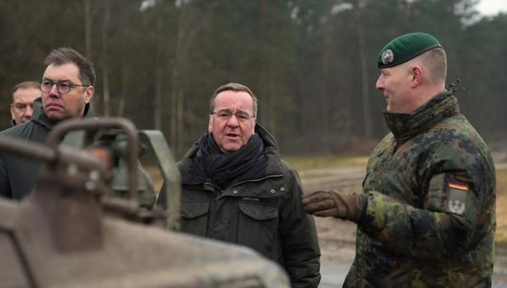 Впервые со времен Второй мировой: Германия отправит бригаду к границе РФ