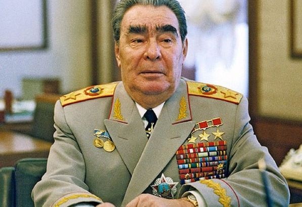 В Днепре приняли решение: Брежнев больше не почетный гражданин города