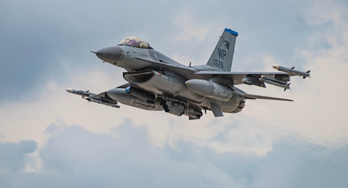 Україна отримає винищувачі F-16 вже цього року, - Пентагон