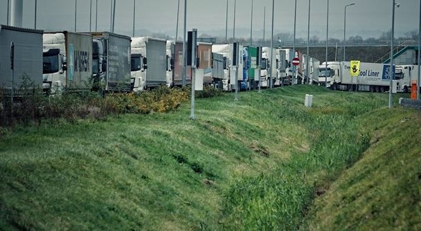 Антиблокада: украинские перевозчики объявили зеркальную акцию на границе с Польшей