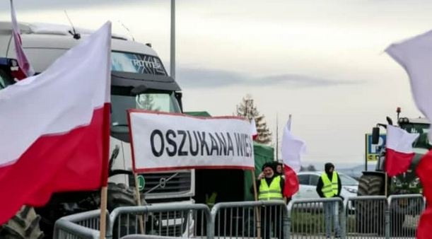 Полная блокада границы: поляки зовут в помощь фермеров Западной Европы