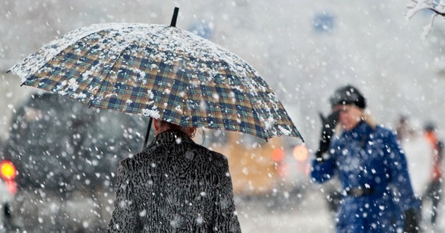 Частина України накриють дощі та мокрий сніг