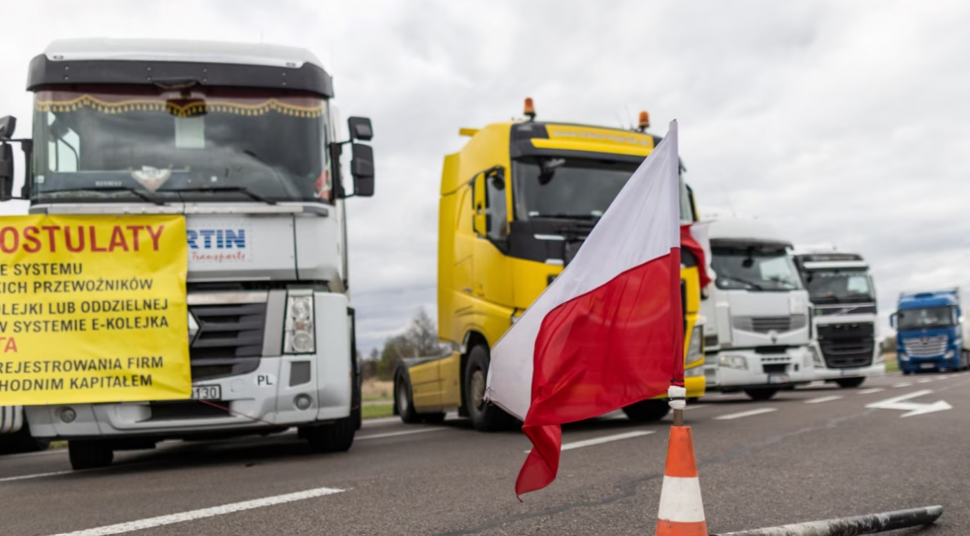 Криза на кордоні: хто стоїть за протестами польських фермерів та як відповість Київ
