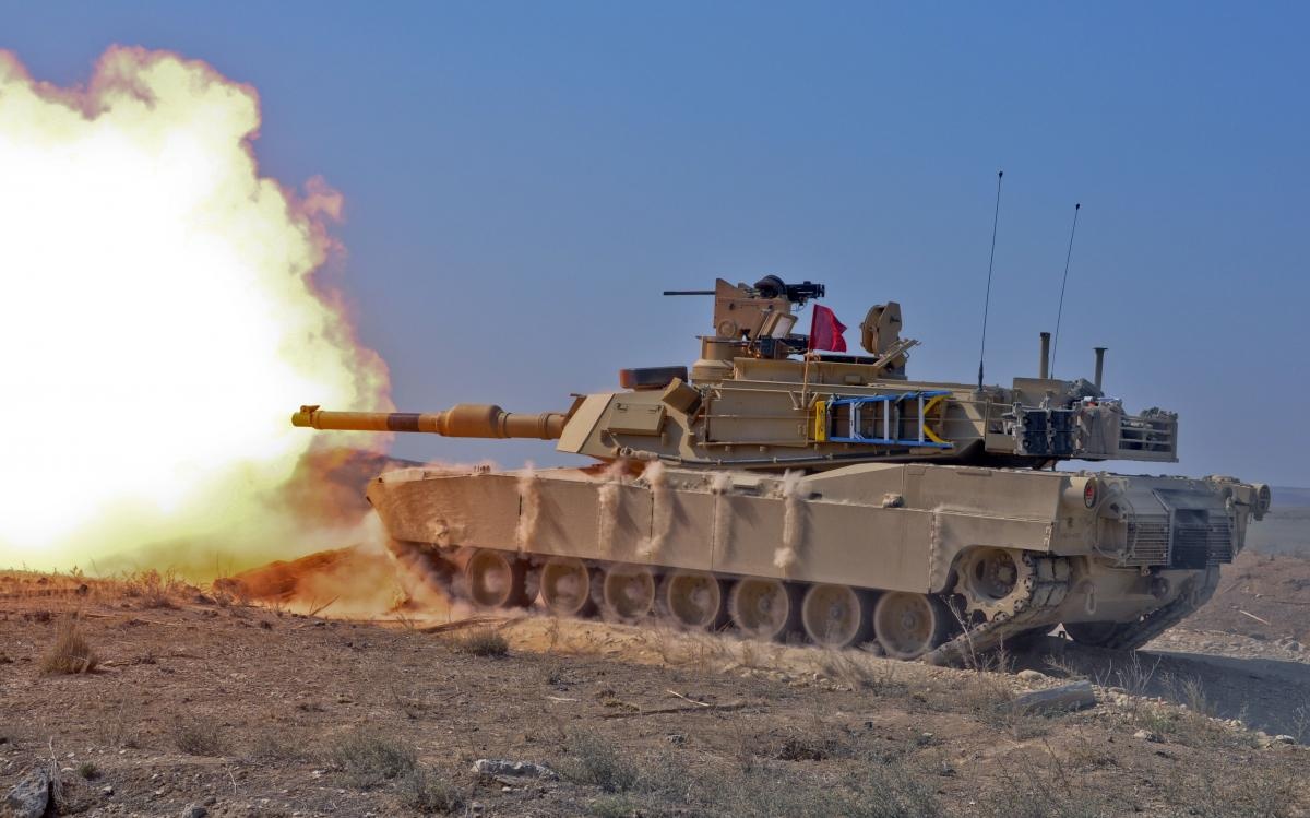 Силы обороны вынуждены рисковать танками Abrams из-за нехватки артиллерии, - Forbes