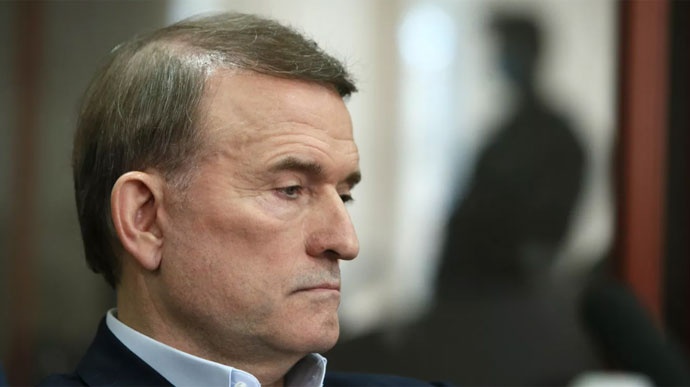 Медведчук требует вернуть ему гражданство Украины и депутатский мандат
