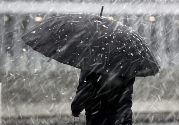 Дождь и мокрый снег: в каких регионах ухудшится погода
