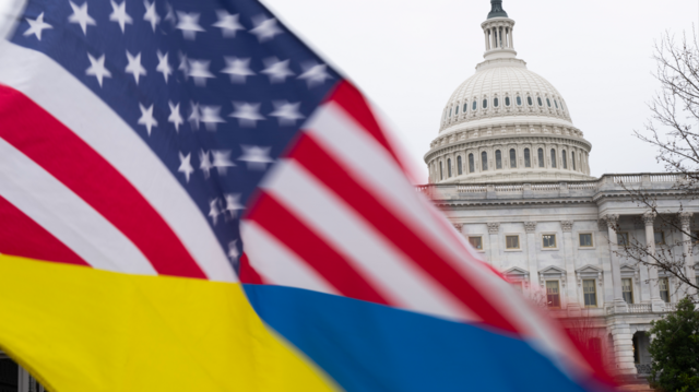 Голосование пакета помощи США для Украины готовятся перенести: названы причины