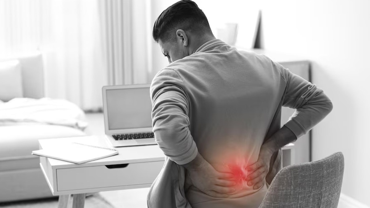 Біль у грудному відділі – що робити?