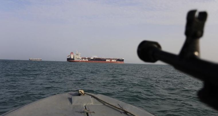 Иран в Персидском заливе захватил израильский контейнеровоз