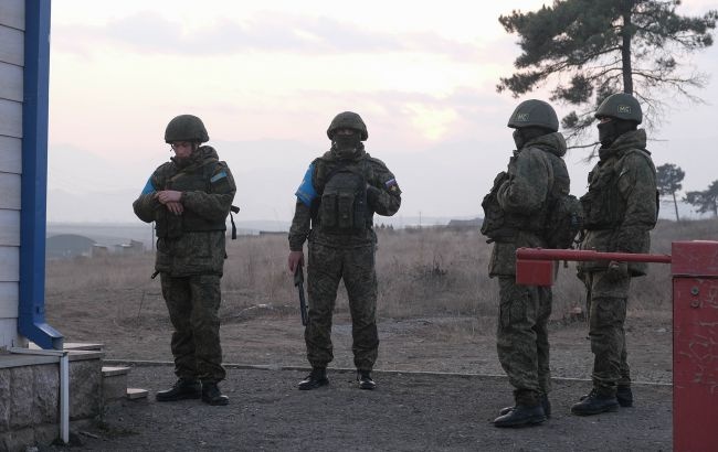 Росія почала виводити "миротворців" із Карабаху