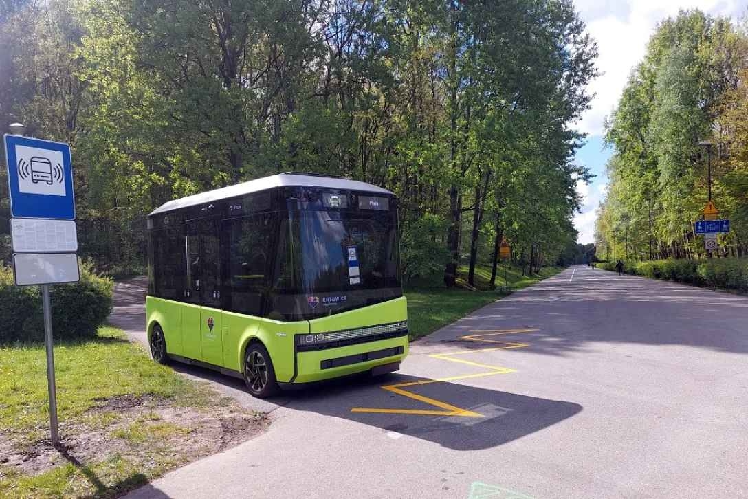 В Польше запустили беспилотные пассажирские автобусы