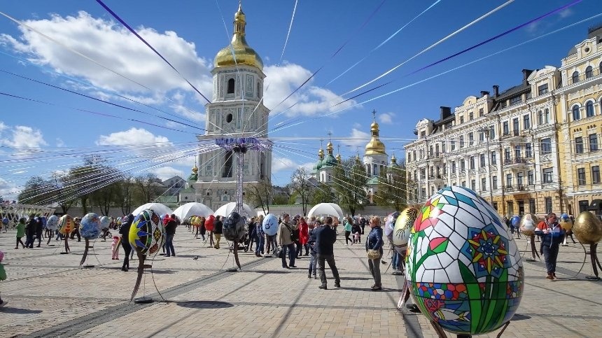 Великдень у Києві: городян просять не йти до церкви